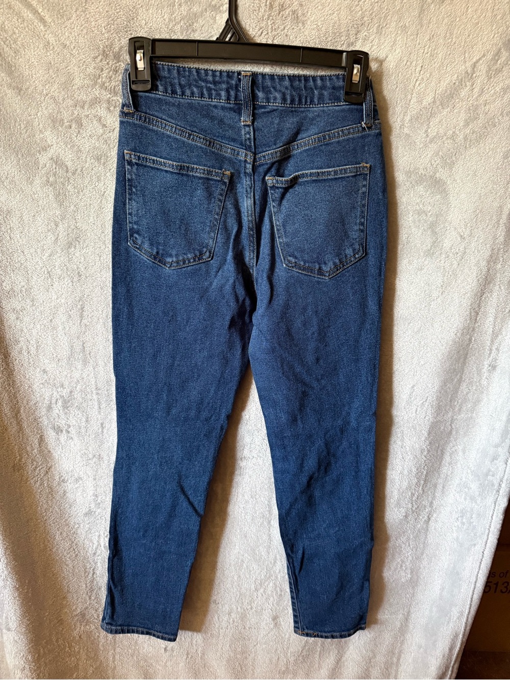 No Boundaries Women's Dark Blue Ripped Skinny Jeans - Picture 2 of 4